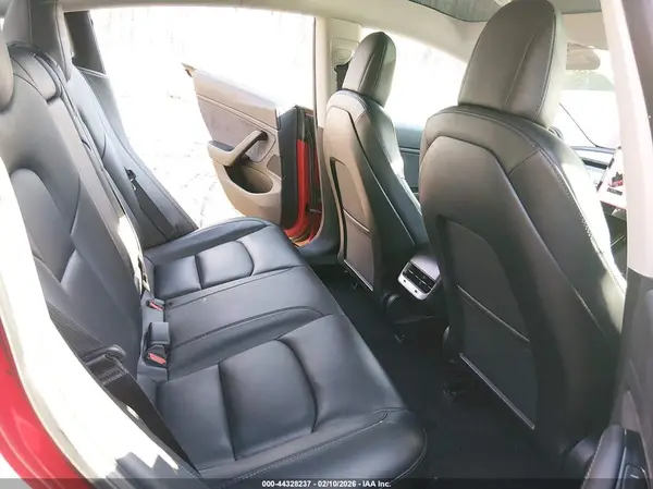 5YJ3E1EA1KF301046 2019 TESLA MODEL 3 - Image 8