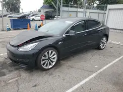5YJ3E1EA1KF302293 2019 TESLA MODEL 3