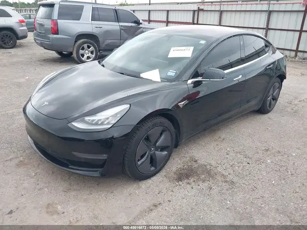 5YJ3E1EA1KF304383 2019 TESLA MODEL 3 - Image 2
