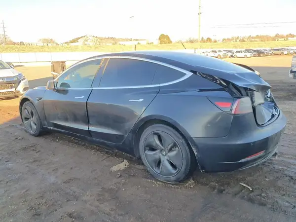5YJ3E1EA1KF304948 2019 TESLA MODEL 3 - Image 2