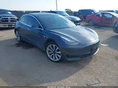 5YJ3E1EA1KF307588 2019 TESLA MODEL 3