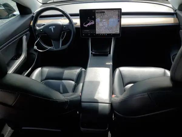 5YJ3E1EA1KF313343 2019 TESLA MODEL 3 - Image 8