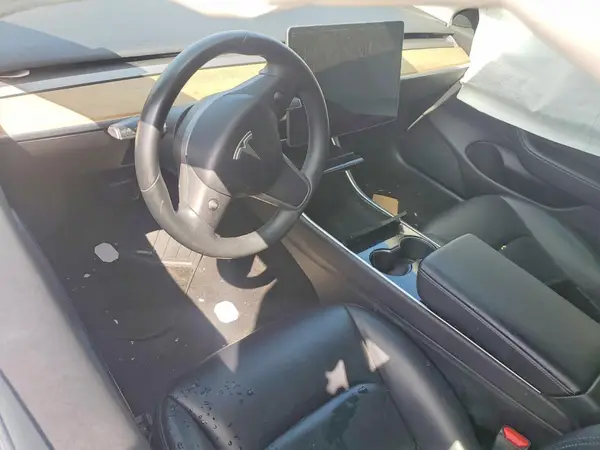 5YJ3E1EA1KF316677 2019 TESLA MODEL 3 - Image 8