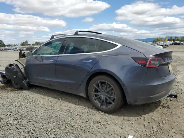 5YJ3E1EA1KF324732 2019 TESLA MODEL 3 - Image 2