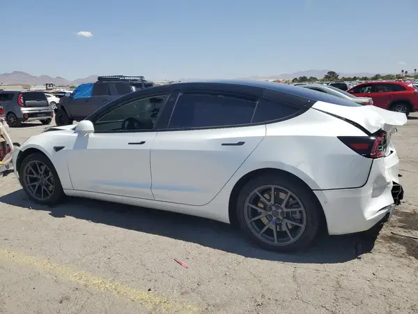 5YJ3E1EA1KF327193 2019 TESLA MODEL 3 - Image 2