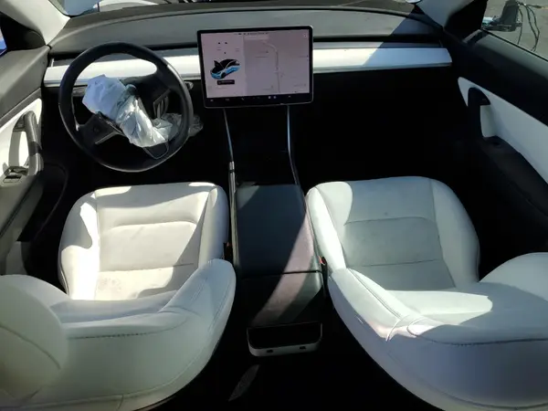 5YJ3E1EA1KF327209 2019 TESLA MODEL 3 - Image 8