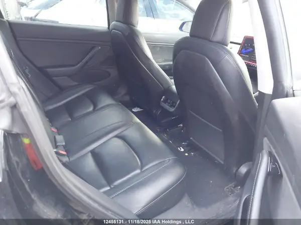 5YJ3E1EA1KF329364 2019 TESLA MODEL 3 - Image 8
