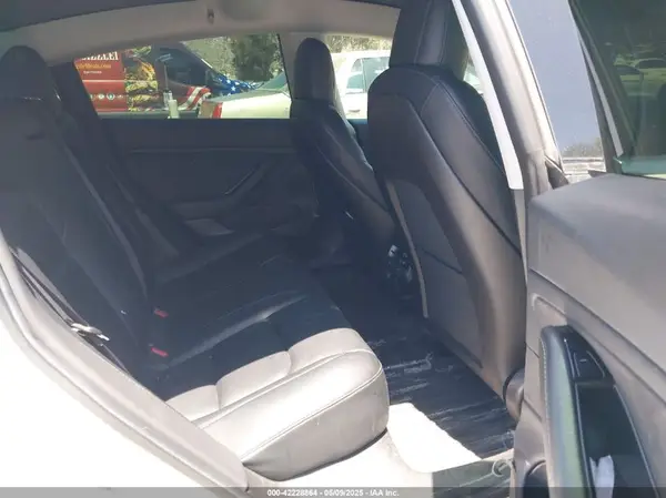 5YJ3E1EA1KF338467 2019 TESLA MODEL 3 - Image 8
