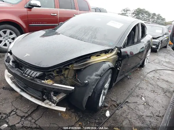 5YJ3E1EA1KF357522 2019 TESLA MODEL 3 - Image 2
