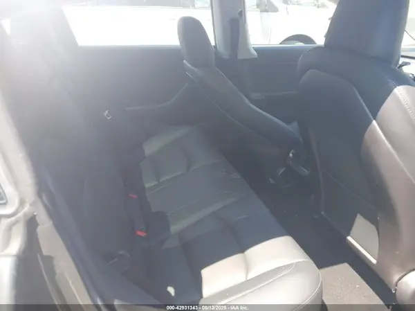 5YJ3E1EA1KF396191 2019 TESLA MODEL 3 - Image 8