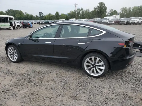 5YJ3E1EA1KF397440 2019 TESLA MODEL 3 - Image 2