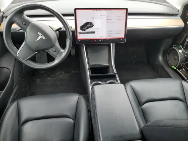 5YJ3E1EA1KF397440 2019 TESLA MODEL 3 - Image 8