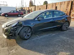 5YJ3E1EA1KF399608 2019 TESLA MODEL 3