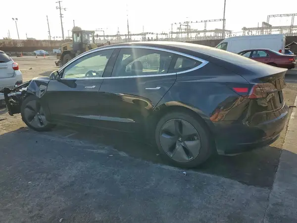 5YJ3E1EA1KF399608 2019 TESLA MODEL 3 - Image 2