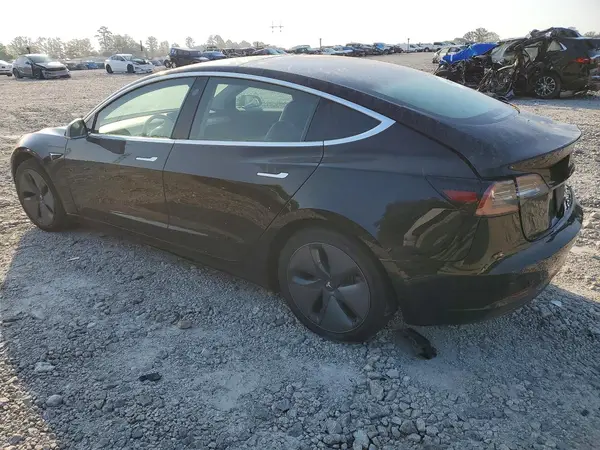 5YJ3E1EA1KF400062 2019 TESLA MODEL 3 - Image 2