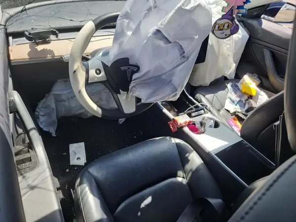 5YJ3E1EA1KF410073 2019 TESLA MODEL 3 - Image 8