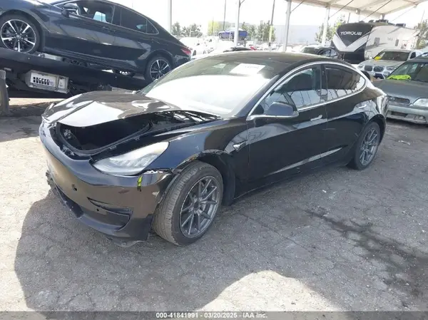 5YJ3E1EA1KF410297 2019 TESLA MODEL 3 - Image 2