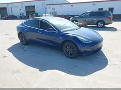 5YJ3E1EA1KF411708 2019 TESLA MODEL 3
