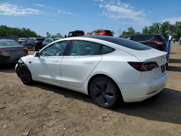 5YJ3E1EA1KF417816 2019 TESLA MODEL 3 - Image 2