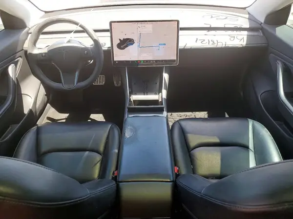 5YJ3E1EA1KF424832 2019 TESLA MODEL 3 - Image 8