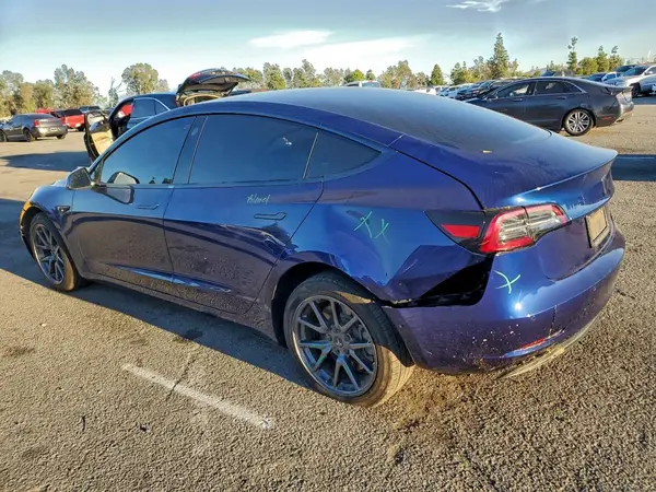 5YJ3E1EA1KF424913 2019 TESLA MODEL 3 - Image 2