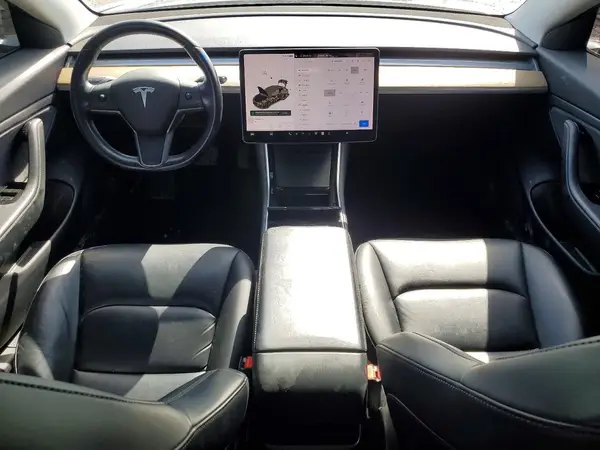 5YJ3E1EA1KF425818 2019 TESLA MODEL 3 - Image 8