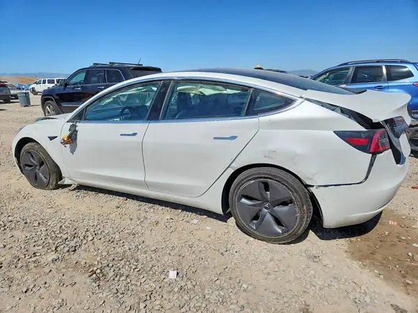 5YJ3E1EA1KF427262 2019 TESLA MODEL 3 - Image 2
