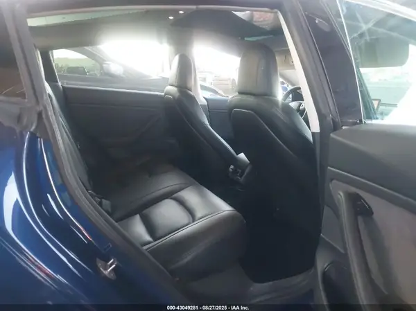 5YJ3E1EA1KF428475 2019 TESLA MODEL 3 - Image 8