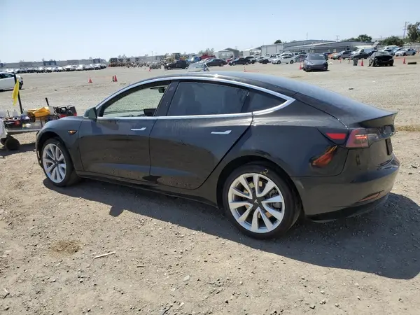 5YJ3E1EA1KF431988 2019 TESLA MODEL 3 - Image 2