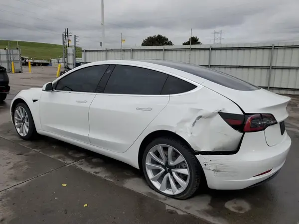 5YJ3E1EA1KF447835 2019 TESLA MODEL 3 - Image 2