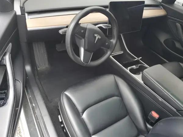 5YJ3E1EA1KF483704 2019 TESLA MODEL 3 - Image 8