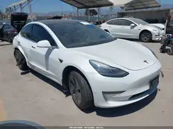 5YJ3E1EA1KF483816 2019 TESLA MODEL 3
