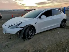 5YJ3E1EA1KF485646 2019 TESLA MODEL 3