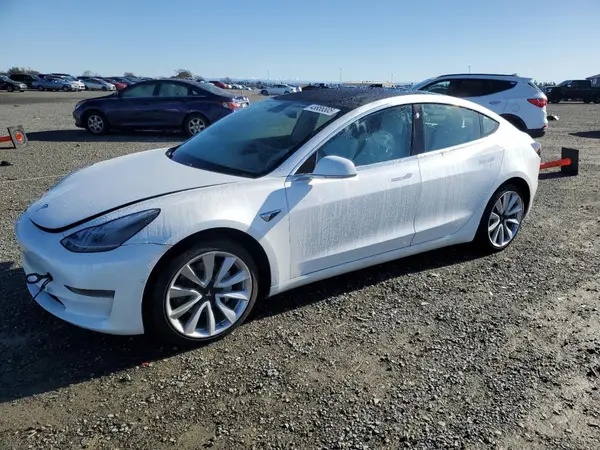 5YJ3E1EA1KF509833 2019 TESLA MODEL 3 - Image 1