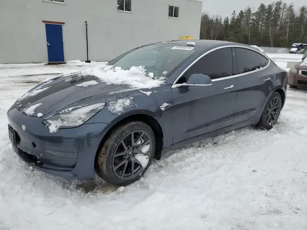 5YJ3E1EA1KF528950 2019 TESLA MODEL 3 - Image 1
