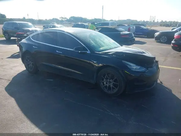 5YJ3E1EA1LF427506 2020 TESLA MODEL 3 - Image 1