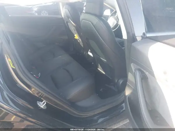 5YJ3E1EA1LF427506 2020 TESLA MODEL 3 - Image 8