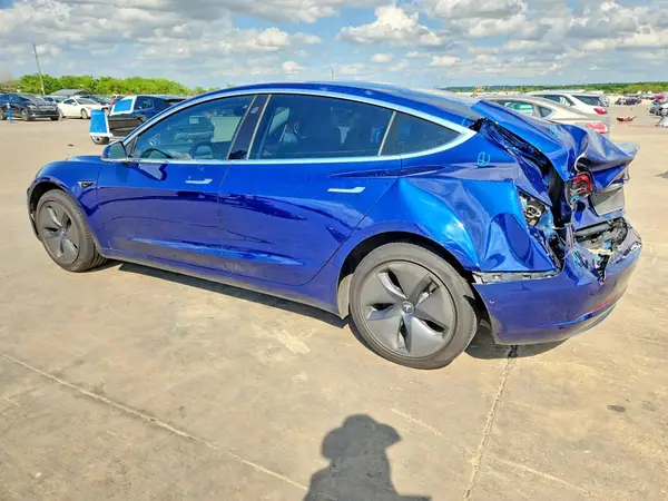 5YJ3E1EA1LF476351 2020 TESLA MODEL 3 - Image 2