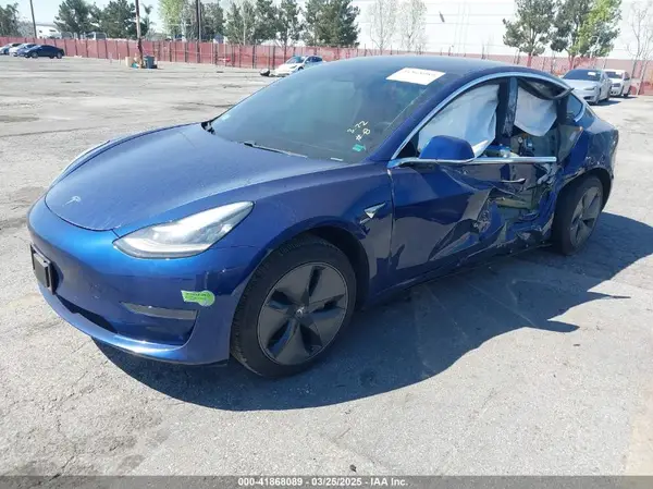 5YJ3E1EA1LF590396 2020 TESLA MODEL 3 - Image 2