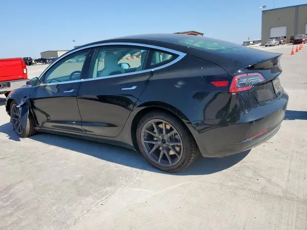 5YJ3E1EA1LF609352 2020 TESLA MODEL 3 - Image 2