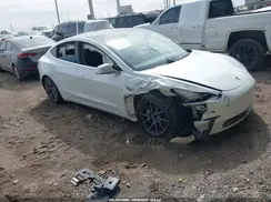 5YJ3E1EA1LF613658 2020 TESLA MODEL 3