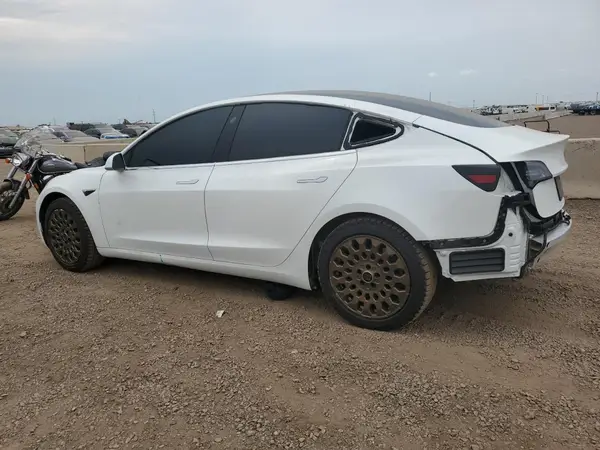 5YJ3E1EA1LF614308 2020 TESLA MODEL 3 - Image 2