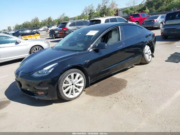 5YJ3E1EA1LF615748 2020 TESLA MODEL 3 - Image 2