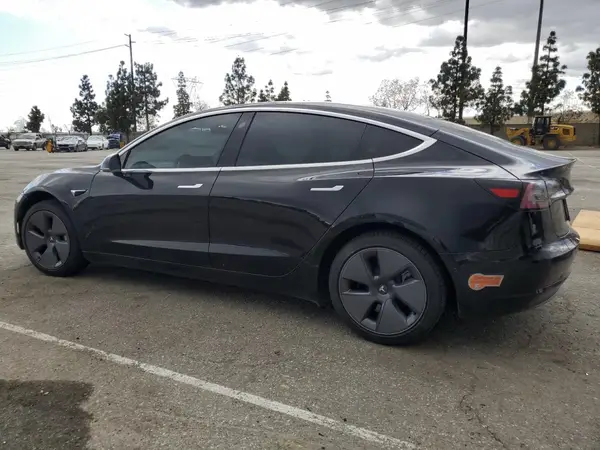 5YJ3E1EA1LF630136 2020 TESLA MODEL 3 - Image 2