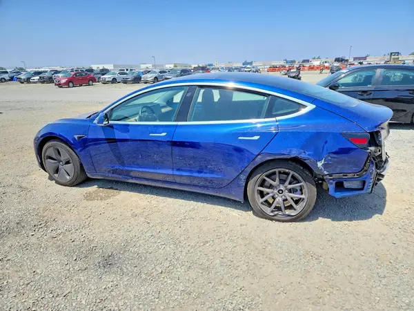 5YJ3E1EA1LF630945 2020 TESLA MODEL 3 - Image 2