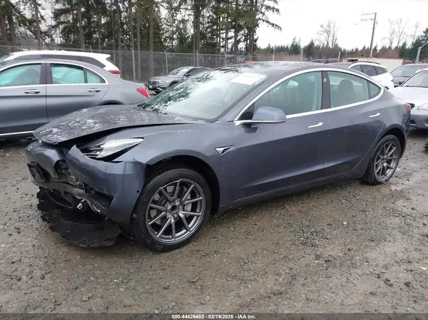 5YJ3E1EA1LF644232 2020 TESLA MODEL 3 - Image 2