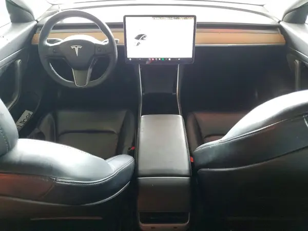 5YJ3E1EA1LF644781 2020 TESLA MODEL 3 - Image 8