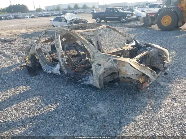 5YJ3E1EA1LF645381 2020 TESLA MODEL 3 - Image 1