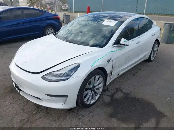 5YJ3E1EA1LF645476 2020 TESLA MODEL 3 - Image 2