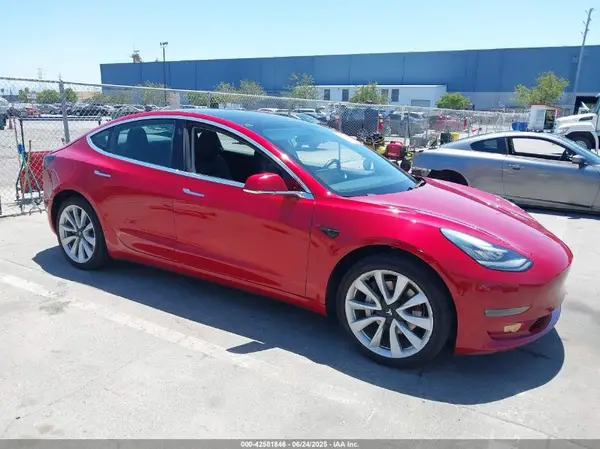 5YJ3E1EA1LF645834 2020 TESLA MODEL 3 - Image 1